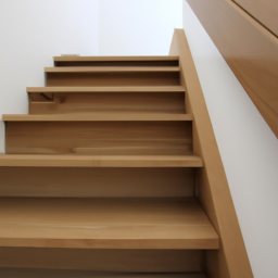 Escalier en Bois : Alliance Parfaite entre Tradition et Modernité pour un Intérieur Accueillant Billere